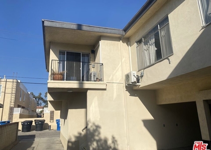 1241 17th Street - Photo 1