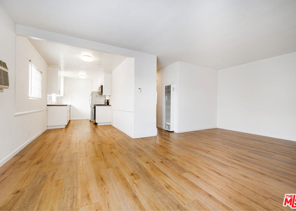1937 S Shenandoah Street - Photo 1