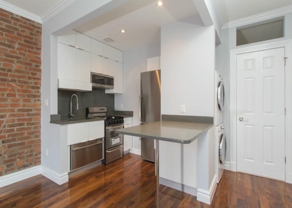 350 West 21st Street - Photo 1