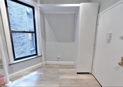 358 West 51st Street - Photo 1