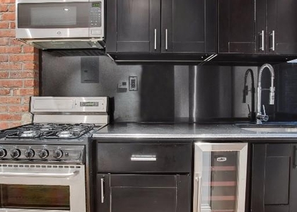 436 West 52nd Street - Photo 1