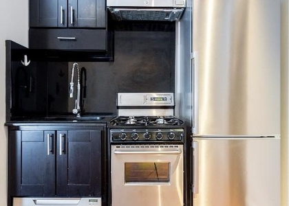15 West 103rd Street - Photo 1