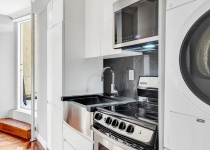 2100 2nd Avenue - Photo 1