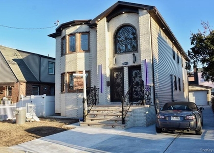 139-12 111th Avenue - Photo 1