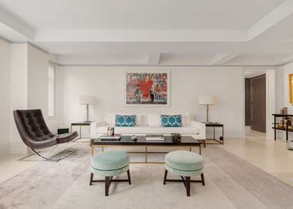 21 E 61st Street - Photo 1