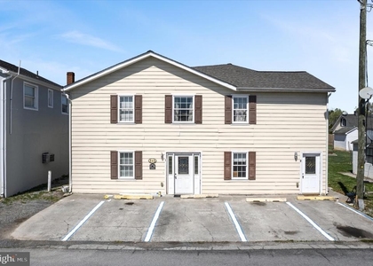 540 Monticello Street - Photo 1