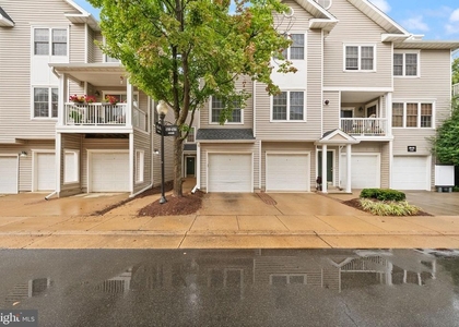 4510 Superior Square - Photo 1