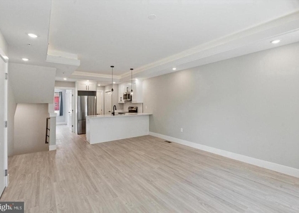 2401 N 2nd Street - Photo 1