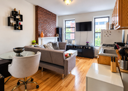 441 West 49th Street - Photo 1