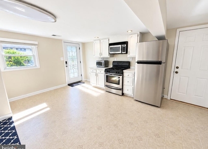 126 Knollwood Drive - Photo 1