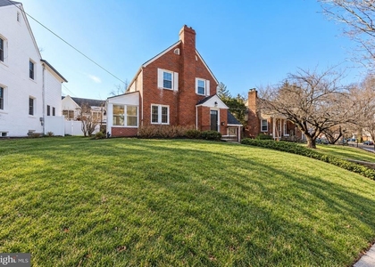 4816 Leland Street - Photo 1