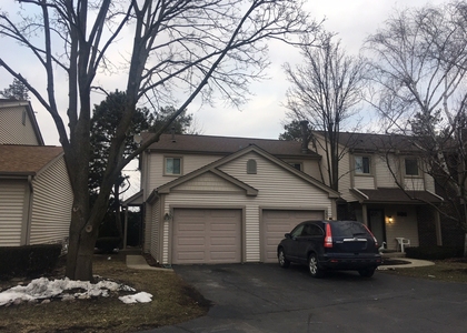 330 E Forest Knoll Drive - Photo 1