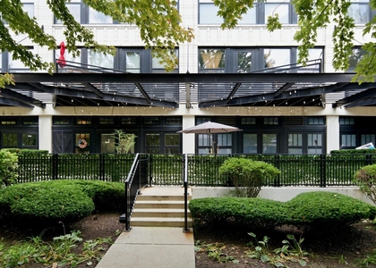 1000 W 15th Street - Photo 1