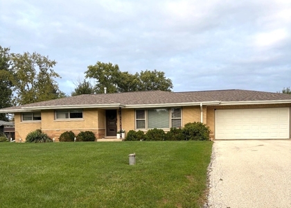 51 Parklane Drive - Photo 1