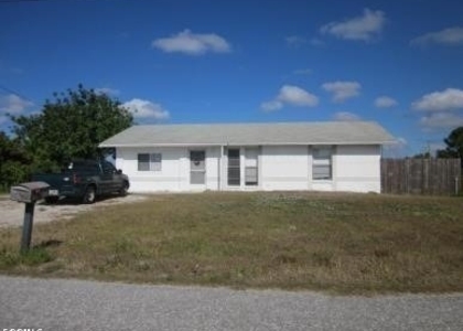 4016 24th Street Sw - Photo 1