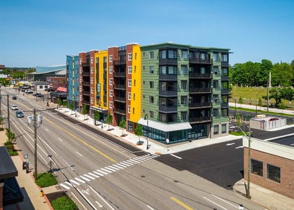 409 Elm - Photo 1