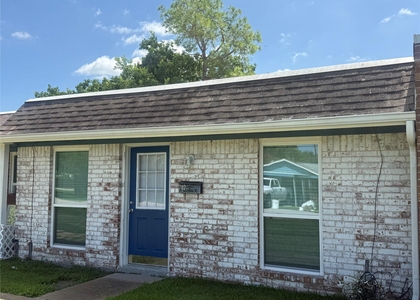 707 S 2nd Street - Photo 1