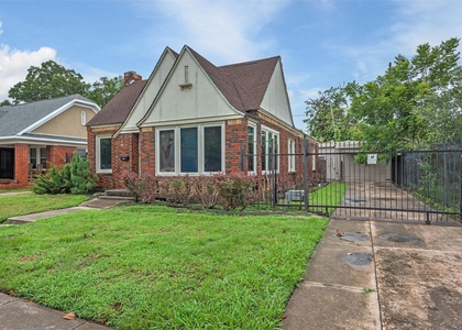 2511 Barbee Street - Photo 1