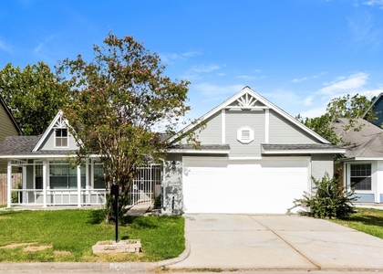 2714 Ashford Trail Drive - Photo 1