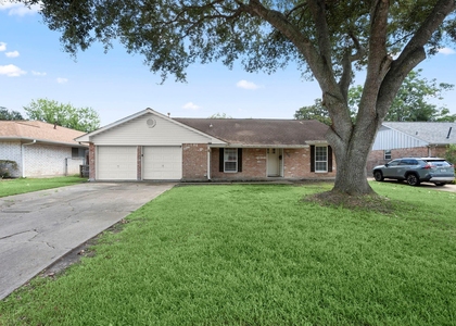 2909 Livingston Drive - Photo 1