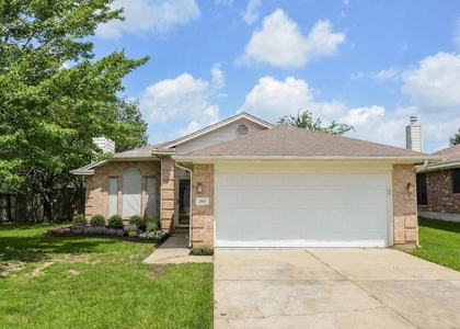 203 Cool Cove - Photo 1