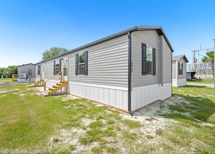 472 Tilkwade Lane - Photo 1