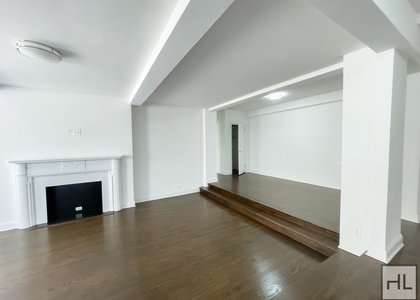 Fifth Avenue - Photo 1