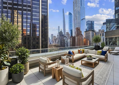 West 60th Street - Photo 1