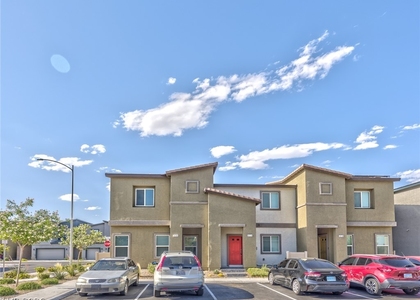 4118 Venus Falls Avenue - Photo 1