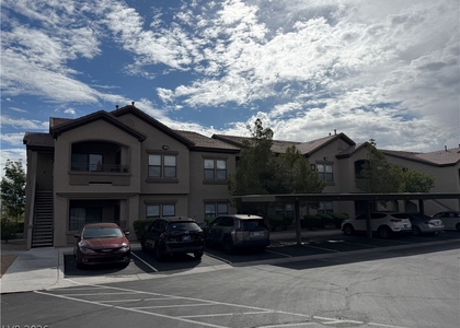 8250 N Grand Canyon Drive - Photo 1