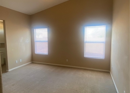 5010 Paradise Harbor Place - Photo 1