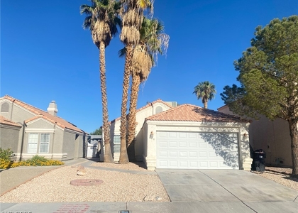 608 Maxley Court - Photo 1