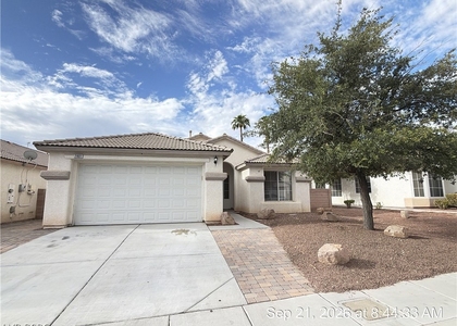 2801 Bahama Point Avenue - Photo 1