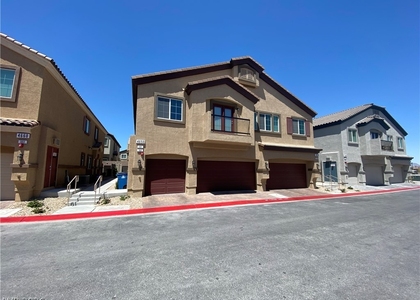 4650 Blaise Avenue - Photo 1