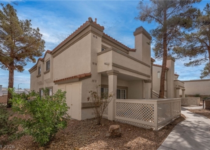 356 Seine Way - Photo 1