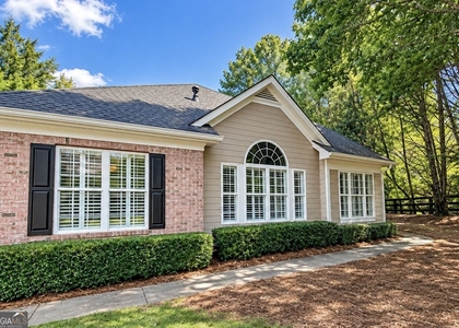 2100 Village Lane - Photo 1