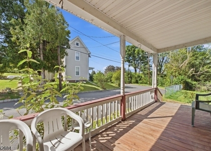 43 Linwood Avenue - Photo 1