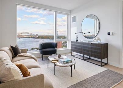 LUXURY WATERFRONT LIVING IN AS - Photo 1