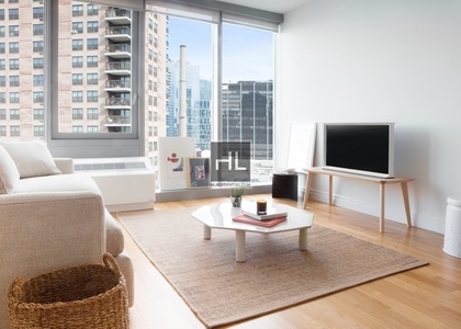 West 54th Street - Photo 1