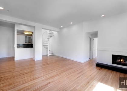 6th Avenue - Photo 1