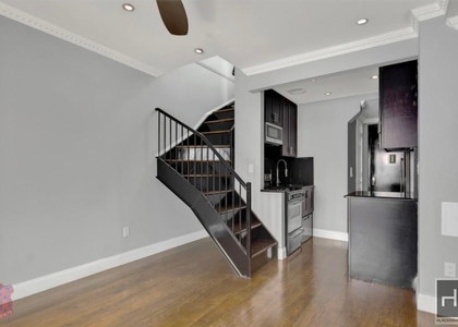 East 26 Street - Photo 1