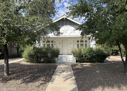 526 W Culver Street - Photo 1
