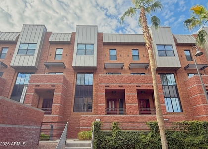 330 S Farmer Avenue - Photo 1