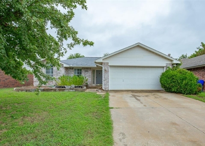 424 Crest Place - Photo 1