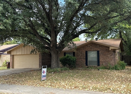1204 Cordell Street - Photo 1