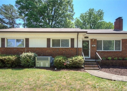 2517 Heywood Avenue - Photo 1