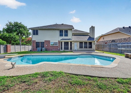 4301 Hudson Avenue - Photo 1