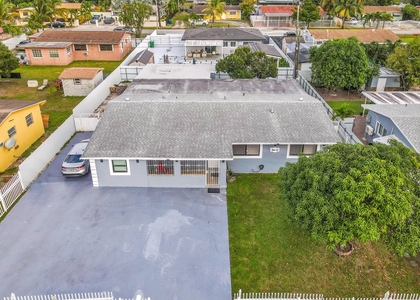 18515 Nw 42nd Place - Photo 1
