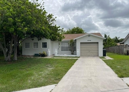 22744 Sw 55th Avenue - Photo 1