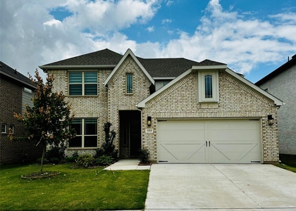 1212 Rosebay Drive - Photo 1